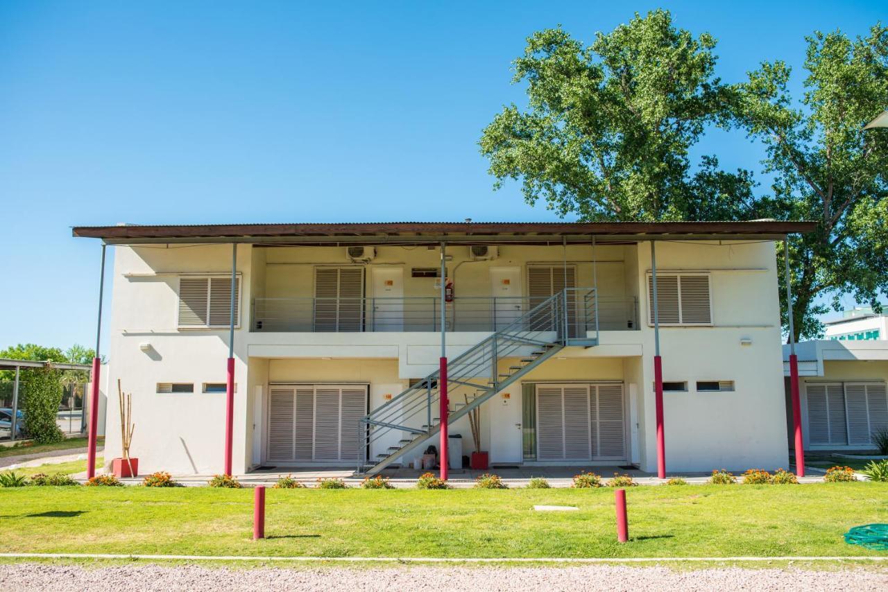 Motel Aca Santa Rosa エクステリア 写真
